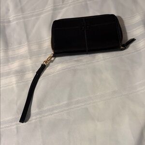 Elegant Black Women's Wristlet